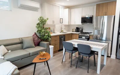 NEW 1-BEDROOM HOME BUILT IN 2022 LOCATED IN THE AWESOME NOHO ARTS DISTRICT AREA  (p54)