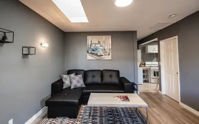 Photo 5 - FANTASTIC RENOVATED 1BR HOME with PRIVATE FENCED PATIO in NOHO ARTS DISTRICT p21