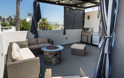 Photo 2 - Modern 2BR House: Rooftop Deck Outdoor Kitchen p27