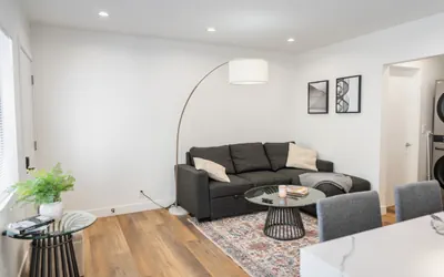 Photo 3 - TOLUCA LAKE MODERN 1BR: FULLY RENOVATED/REMODELED in 2023 w/ EV-CHARGER (p70)