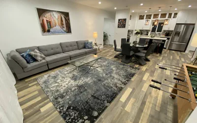 Photo 5 - ELEGANT, WELL-APPOINTED 3-BEDROOM HOME WITH PRIVATE HOT TUB BUILT IN 2020  (p26)