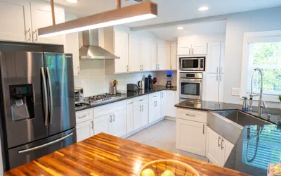 Photo 2 - UPSCALE & UPGRADED BEAUTIFUL SPACIOUS 3BR *HOUSE* in ENCINO, FULLY RENOVATED with GARAGE & VERY LARGE FENCED YARD/PATIO AT END OF CUL-DE-SAC p84