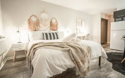 Walk to OSU • Free Parking • Smart TV/WiFi