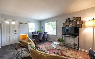 Clintonville's Coziest Loft!