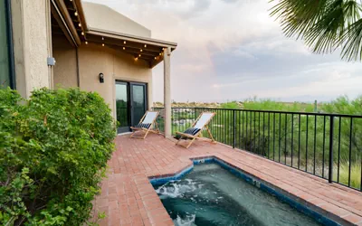 Photo 2 - Hot Tub/Pool, Views, Pets-Catalina Foothills Casa