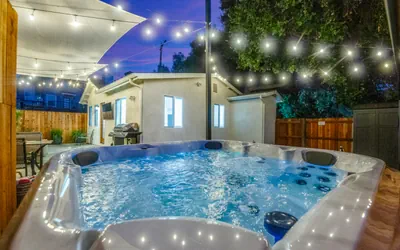 Photo 3 - Modern Cottage, Jacuzzi, Bistro Patio, Putting Green, Walk to All!