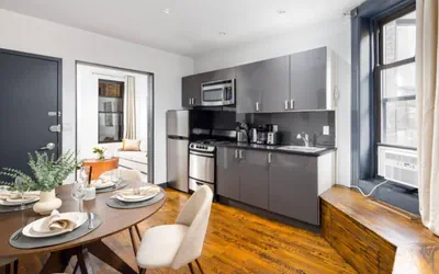 Photo 5 - Stylish 3BD/2BA with Rooftop Terrace in UES