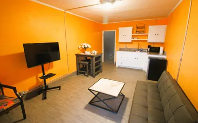 Photo 2 - The Catherine at 1611 Residences
