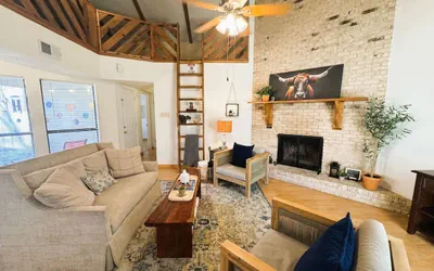 Photo 2 - Jacksonville Bungalow