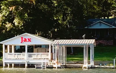 Photo 5 - Jax's Lake House