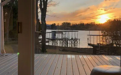 Photo 2 - The Lake House at Sunset Bay