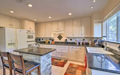 Photo 4 - 3 Bedroom with a Pool