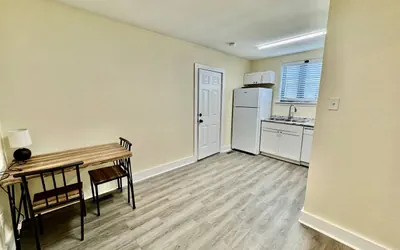 Photo 4 - 1 Bedroom in NLR
