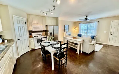 Photo 4 - Cozy Corner Cottage