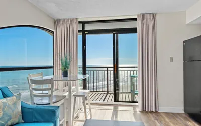 Beach Cove Resort 1106