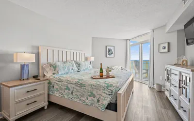Photo 4 - Bay Watch Resort 512