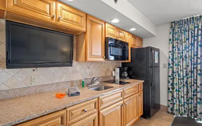 Photo 4 - Beach Cove Resort 1219