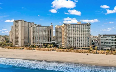 Photo 4 - Beach Cove Resort 419