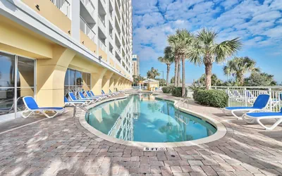 Photo 4 - Camelot By The Sea Resort 802
