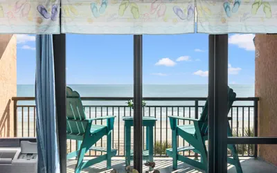 Photo 2 - Caravelle Resort Unit 420