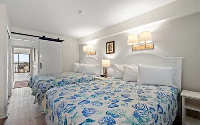Photo 4 - Savoy at Grande Cayman Unit 102