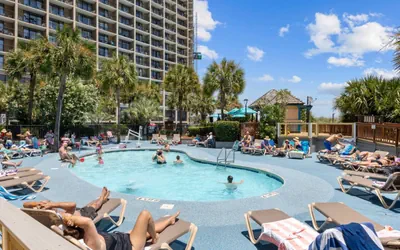 Photo 4 - Beach Cove Resort 812