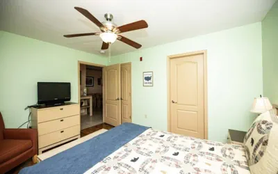 Photo 4 - The Cove - Unit 1302 - Mountain View Condos