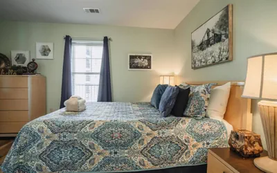 Photo 2 - Bearly Available- Unit 1505 - Mountain View Condos
