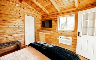 Photo 4 - Thousand Lake Lodge - Cabin 1