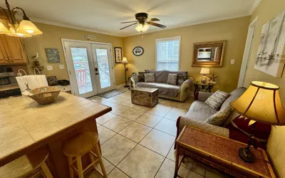 Photo 4 - Ocean Lakes 2BR | Golf Cart | Pet Friendly | Sleeps 7