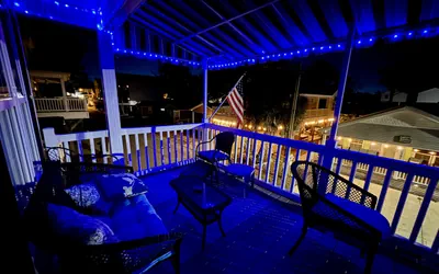 Photo 4 - 🌴 Stylish Beach House w/ Elevator + Limo Golf Cart | Pet Friendly | Ocean Lakes Family Campground