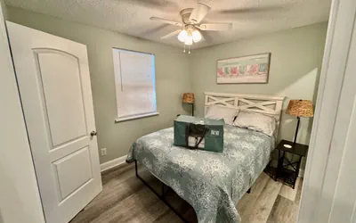 Ocean Lakes 2BR | Golf Cart Included | Beach Cottage