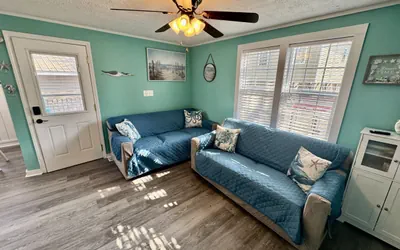Photo 3 - 🌴 Stylish 2-Bedroom Beach House w/ Golf Cart + Pet Friendly | Ocean Lakes Family Campground 🌊