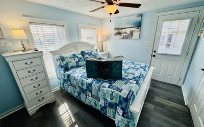 🌴 Stylish 2-Bedroom Beach House w/ Golf Cart + Pet Friendly | Ocean Lakes Family Campground 🌊