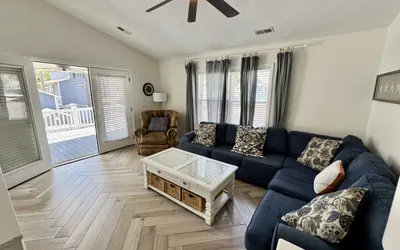 Family-Friendly 3BR Beach House with FREE Golf Cart | Ocean Lakes Family Campground