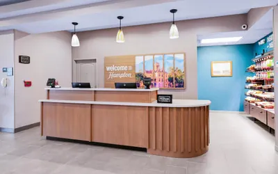 Photo 3 - Hampton Inn & Suites New Braunfels