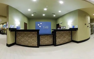 Photo 3 - Holiday Inn Express Hotel & Suites Waycross by IHG