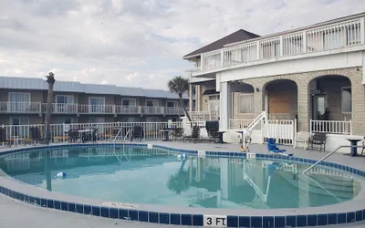 Photo 2 - Topaz Motel