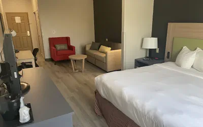 Photo 4 - Country Inn & Suites by Radisson, College Station, TX