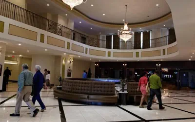 Photo 2 - Harlow's Casino Resort & Spa