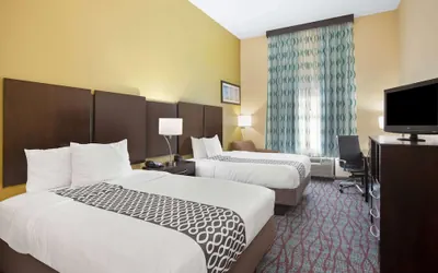 Photo 4 - La Quinta Inn & Suites By Wyndham Houston Pasadena North