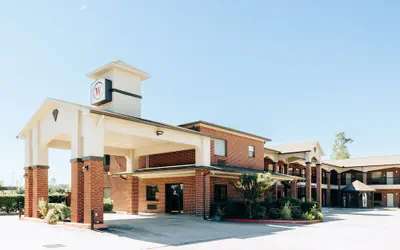 Photo 4 - Winchester Inn & Suites Humble/IAH/North Houston