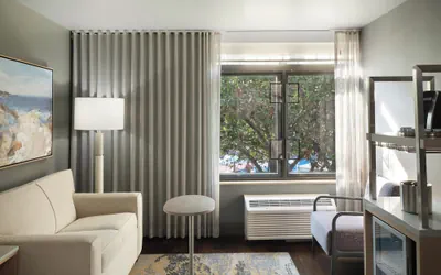 Photo 4 - Hotel Indigo Long Island - East End by IHG