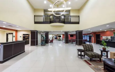 Photo 3 - Wingate by Wyndham Lake Charles Casino Area