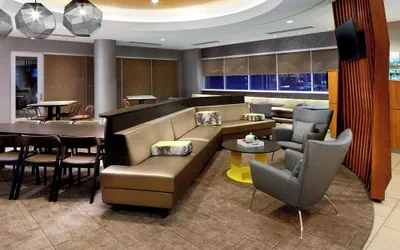 Photo 3 - SpringHill Suites by Marriott Pittsburgh Bakery Square