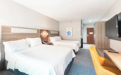 Photo 3 - Holiday Inn Express Hotel & Suites St. Robert by IHG