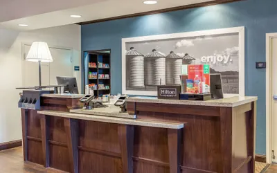 Photo 3 - Hampton Inn Minneapolis/Shakopee