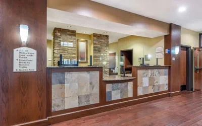 Photo 4 - Best Western Plus Grand Island Inn & Suites