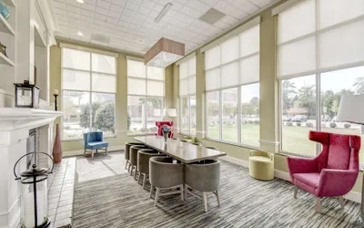 Photo 4 - Hilton Garden Inn Waldorf