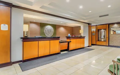 Photo 3 - Fairfield Inn & Suites by Marriott Houston Conroe/Woodlands